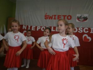 Narodowe Święto Niepodległości w Przedszkolu nr 2 "Miś"