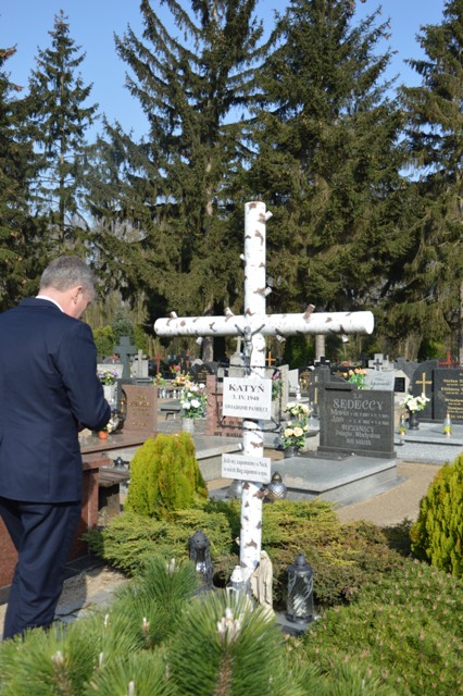Pamiętamy o pomordowanych w Katyniu